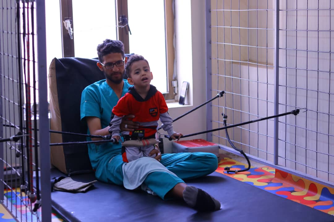 Help children with special needs get free treatment in Yemen
