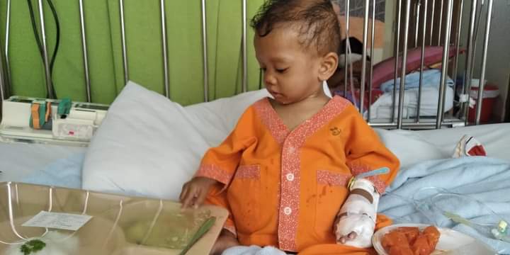 Help our little friends in Indonesia to recover from Wilms' tumor