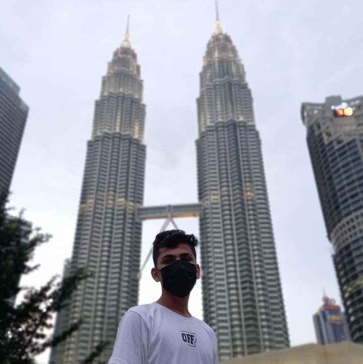 Help a Palestinian student in Malaysia to complete his school bills