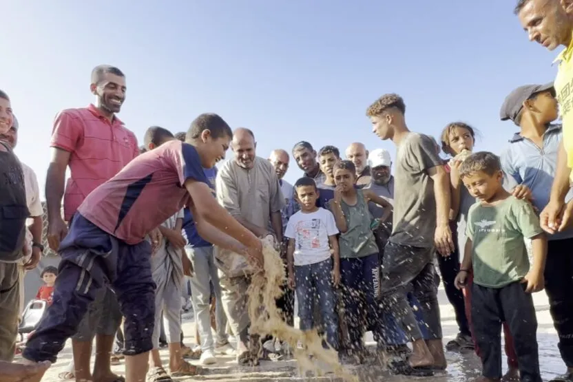 اجعل لك ولوالديك صدقة جارية بحفر بئر ماء في قطاع غزة