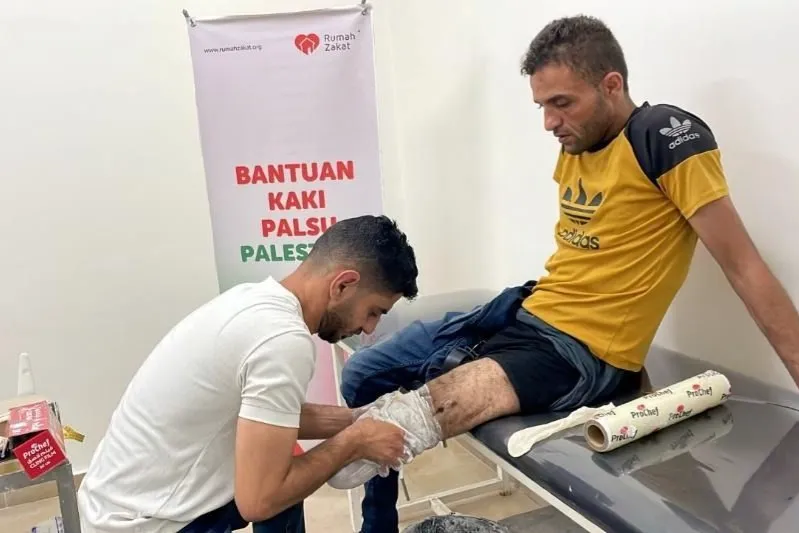برنامج الأطراف الاصطناعية لفلسطين  ساعدهم على المشي من جديد، وساعدهم على التطلع إلى المستقبل