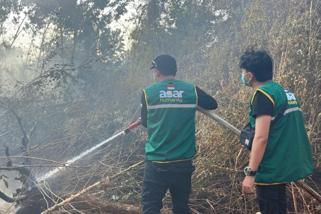 مساعدات طارئة لحرائق الغابات في إندونيسيا
