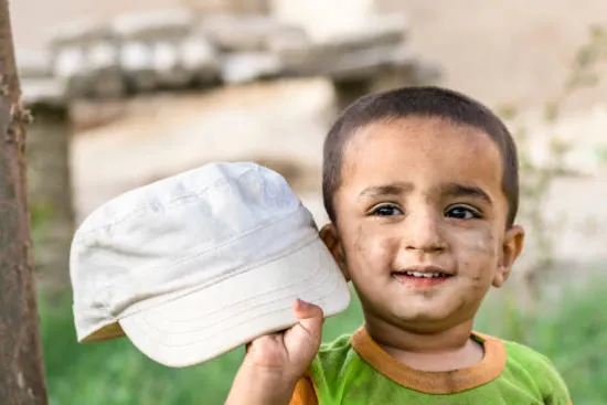 كفالة الأيتام بين العمل الفردي والجماعي